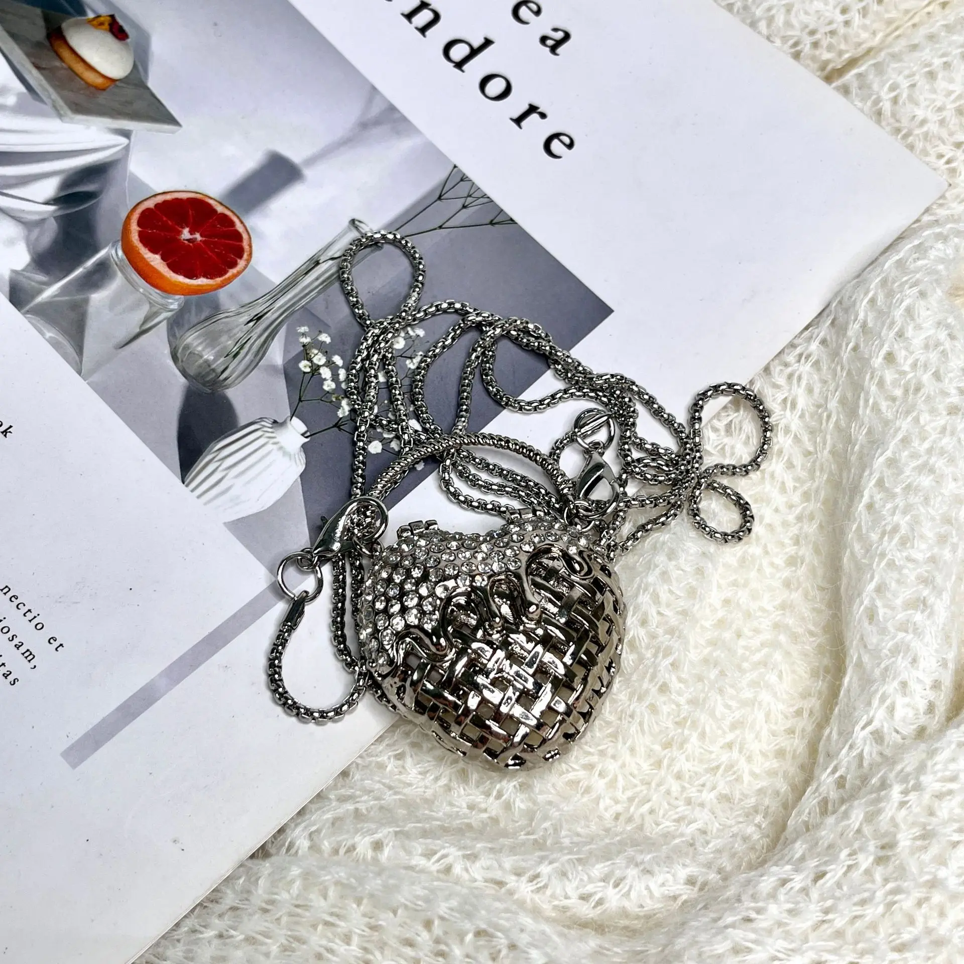 Women Bags Designer - Designer Hollowed Out Heart- Haped Dinner