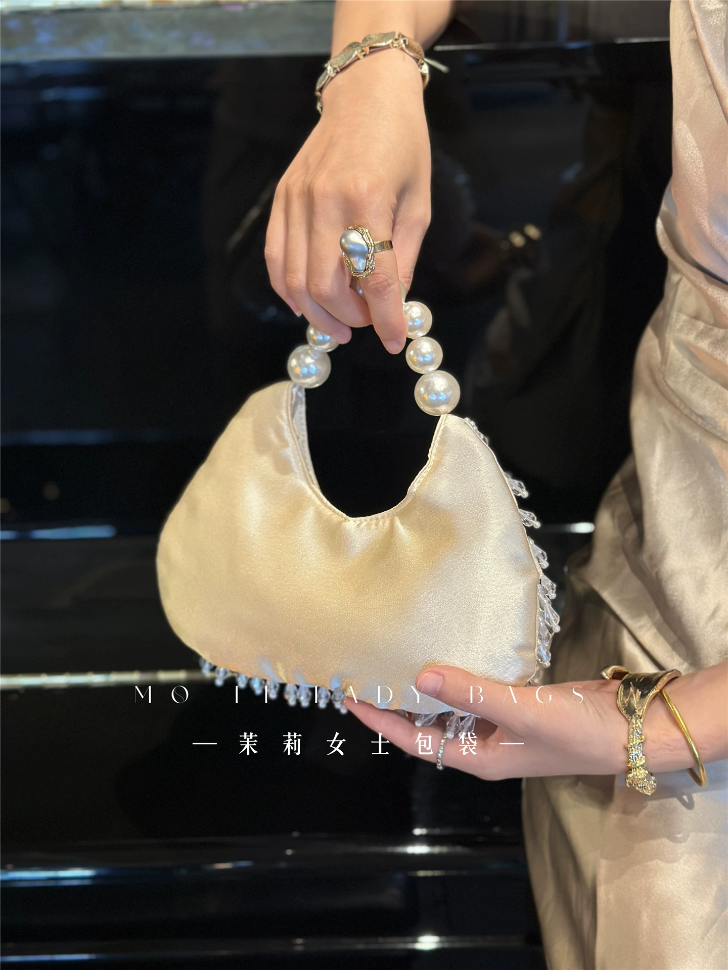 Luxury Satin Women Handbag Hig - Evening Bag Beaded recension och pris