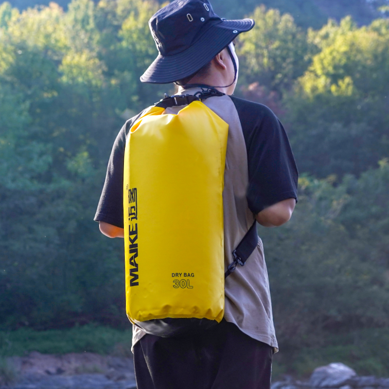 Maike 25L/30L Waterproof Dry B - Women'S Bags Going Out recension och pris