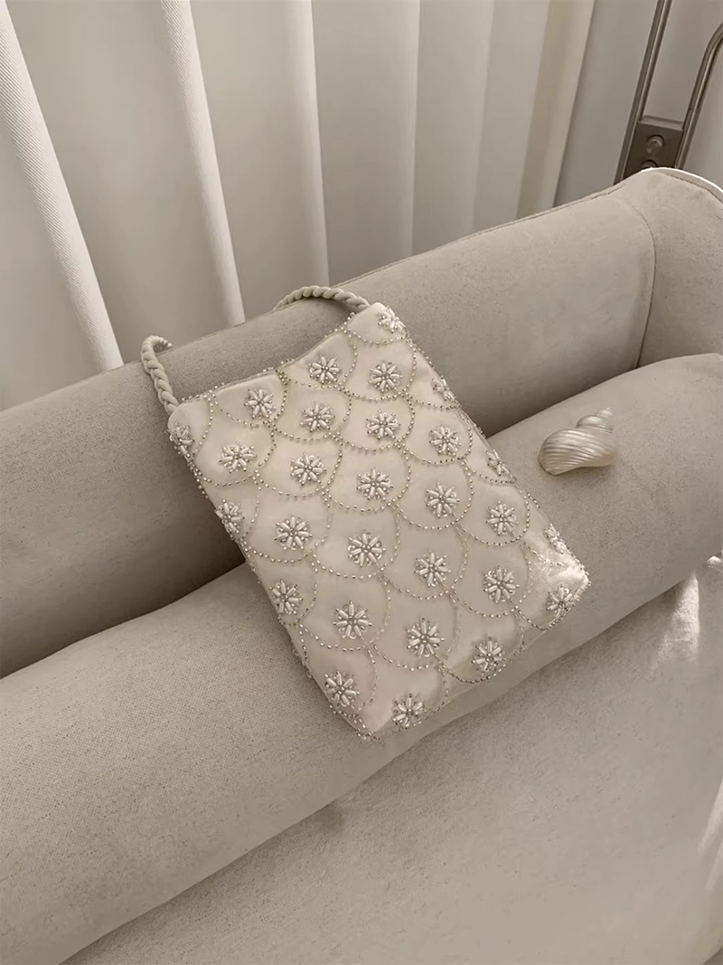 White Crossbody Bag For Women  - Evening Bag Beaded recension och pris